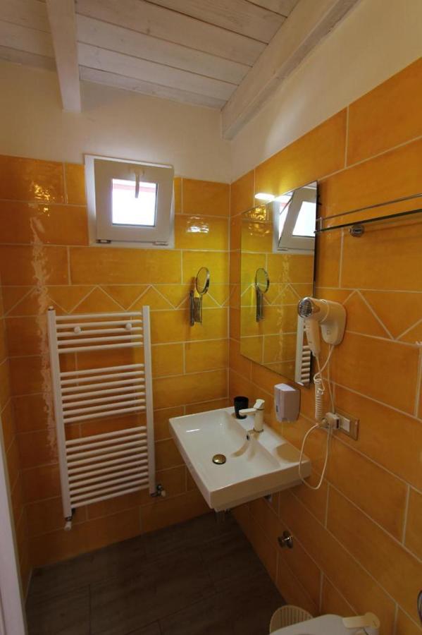 Villa Raggio Di Sole Parcheggio Privato Porto Cesareo Exterior foto